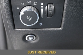 Used 2020  Jeep Grand Cherokee 4d SUV 4WD Laredo at Landmark Auto Credit Center near springfield&comma; IL