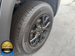 Used 2024  Jeep Grand Cherokee Altitude 4x4 at Landmark Auto Credit Center near springfield&comma; IL