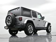 Used 2019  Jeep Wrangler Unlimited Sahara 4x4 at Landmark Auto Credit Center near springfield&comma; IL
