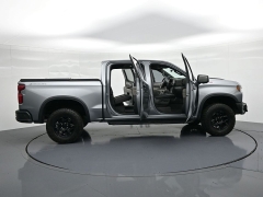 Used 2023  Chevrolet Silverado 1500 4WD Crew Cab 147" ZR2 at Landmark Auto Credit Center near springfield&comma; IL