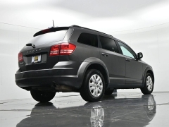Used 2020  Dodge Journey 4d SUV FWD SE 2&period;4L Value at Landmark Auto Credit Center near springfield&comma; IL