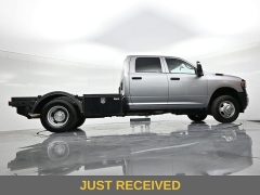 Used 2024  Ram 3500 Cab-Chassis 2WD Tradesman Crew Cab 60" CA 172&period;4" WB at Landmark Auto Credit Center near springfield&comma; IL