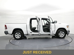 Used 2022  Ram 1500 4WD Big Horn Crew Cab 5'7" Box at Landmark Auto Credit Center near springfield&comma; IL