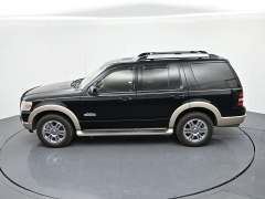 Used 2006  Ford Explorer 4d SUV 2WD Eddie Bauer V8 at Landmark Auto Credit Center near springfield&comma; IL