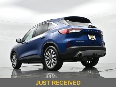 Used 2022  Ford Escape Titanium AWD at Landmark Auto Credit Center near springfield&comma; IL