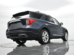 Used 2022  Ford Explorer Platinum 4WD at Landmark Auto Credit Center near springfield&comma; IL