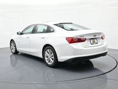 Used 2024  Chevrolet Malibu 4dr Sdn 1LT at Landmark Auto Credit Center near springfield&comma; IL