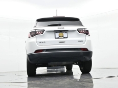 Used 2022  Jeep Compass Latitude 4x4 at Landmark Auto Credit Center near springfield&comma; IL