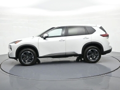 Used 2024  Nissan Rogue FWD SV at Landmark Auto Credit Center near springfield&comma; IL
