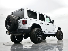 Used 2020  Jeep Wrangler Unlimited Sahara 4x4 at Landmark Auto Credit Center near springfield&comma; IL