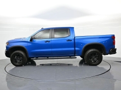 Used 2022  Chevrolet Silverado 1500 4WD Crew Cab 147" ZR2 at Landmark Auto Credit Center near springfield&comma; IL