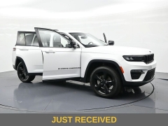 Used 2023  Jeep Grand Cherokee Limited 4x4 at Landmark Auto Credit Center near springfield&comma; IL