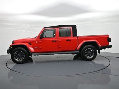 Used 2020  Jeep Gladiator Overland 4x4 at Landmark Auto Credit Center near springfield&comma; IL