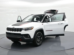 Used 2023  Jeep Compass Trailhawk 4x4 at Landmark Auto Credit Center near springfield&comma; IL