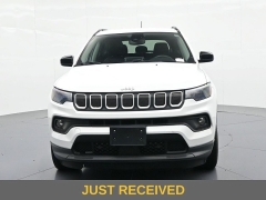 Used 2022  Jeep Compass Latitude 4x4 at Landmark Auto Credit Center near springfield&comma; IL