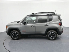 Used 2023  Jeep Renegade Trailhawk 4x4 at Landmark Auto Credit Center near springfield&comma; IL