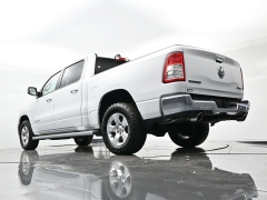 Used 2022  Ram 1500 Big Horn 4x4 Crew Cab 5'7" Box at Landmark Auto Credit Center near springfield&comma; IL