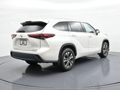 Used 2021  Toyota Highlander XLE AWD at Landmark Auto Credit Center near springfield&comma; IL