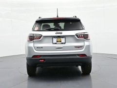 Used 2025  Jeep Compass Trailhawk 4x4 at Landmark Auto Credit Center near springfield&comma; IL