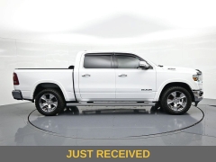 Used 2020  Ram 1500 4WD Crew Cab Laramie at Landmark Auto Credit Center near springfield&comma; IL