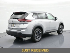 Used 2024  Nissan Rogue FWD SV at Landmark Auto Credit Center near springfield&comma; IL