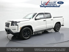 Used 2022  Nissan Frontier Crew Cab 4x4 SV Auto at Landmark Auto Credit Center near springfield&comma; IL