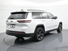 Used 2023  Jeep Grand Cherokee L Altitude 4x4 at Landmark Auto Credit Center near springfield&comma; IL