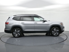Used 2026  Volkswagen Atlas 2&period;0T SE w&sol;Technology FWD at Landmark Auto Credit Center near springfield&comma; IL