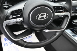 Used 2025  Hyundai Elantra SEL Convenience IVT at Landmark Auto Credit Center near springfield&comma; IL