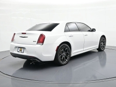 Used 2022  Chrysler 300 Touring L AWD at Landmark Auto Credit Center near springfield&comma; IL