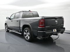 Used 2020  Ram 1500 4WD Crew Cab Laramie at Landmark Auto Credit Center near springfield&comma; IL