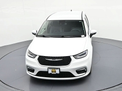 Used 2023  Chrysler Pacifica Touring L FWD at Landmark Auto Credit Center near springfield&comma; IL