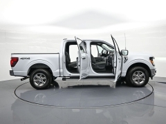 Used 2025  Ford F-150 XLT 4WD SuperCrew 5&period;5' Box at Landmark Auto Credit Center near springfield&comma; IL