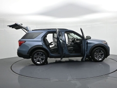 Used 2025  Ford Explorer Active 4WD at Landmark Auto Credit Center near springfield&comma; IL