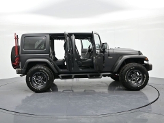 Used 2017  Jeep Wrangler Unlimited 75th Anniversary 4x4 &ast;Ltd Avail&ast; at Landmark Auto Credit Center near springfield&comma; IL