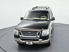 Used 2006  Ford Explorer 4d SUV 2WD Eddie Bauer V8 at Landmark Auto Credit Center near springfield&comma; IL