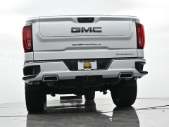 Used 2023  GMC Sierra 1500 4WD Crew Cab 147" Denali Ultimate at Landmark Auto Credit Center near springfield&comma; IL