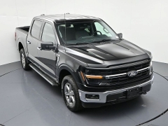 Used 2025  Ford F-150 4WD XLT SuperCrew 5&period;5' Box at Landmark Auto Credit Center near springfield&comma; IL