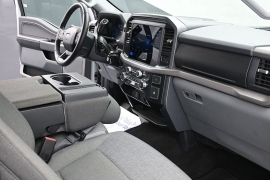 Used 2025  Ford F-150 XLT 4WD SuperCrew 5&period;5' Box at Landmark Auto Credit Center near springfield&comma; IL
