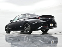 Used 2024  Hyundai Sonata SEL 2&period;5L AWD at Landmark Auto Credit Center near springfield&comma; IL