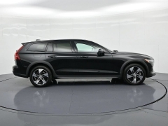 Used 2024  Volvo V60 Cross Country B5 AWD Plus at Landmark Auto Credit Center near springfield&comma; IL