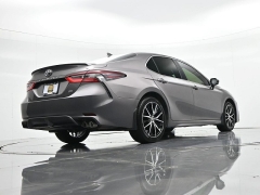 Used 2024  Toyota Camry SE Auto at Landmark Auto Credit Center near springfield&comma; IL