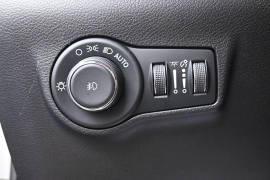 Used 2025  Jeep Compass Trailhawk 4x4 at Landmark Auto Credit Center near springfield&comma; IL