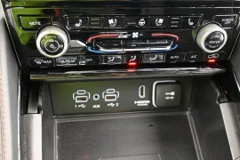 Used 2023  Jeep Grand Cherokee L Summit Reserve 4x4 at Landmark Auto Credit Center near springfield&comma; IL