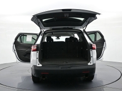 Used 2021  Chevrolet Traverse AWD 4dr LS w&sol;1FL at Landmark Auto Credit Center near springfield&comma; IL