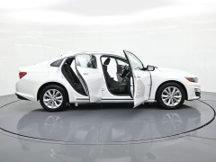 Used 2024  Chevrolet Malibu 4dr Sdn 1LT at Landmark Auto Credit Center near springfield&comma; IL