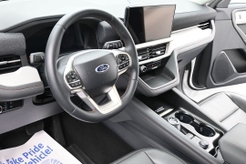 Used 2025  Ford Explorer Active 4WD at Landmark Auto Credit Center near springfield&comma; IL