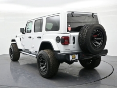 Used 2020  Jeep Wrangler Unlimited Sahara 4x4 at Landmark Auto Credit Center near springfield&comma; IL