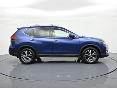 Used 2017  Nissan Rogue 4d SUV AWD SL at Landmark Auto Credit Center near springfield&comma; IL