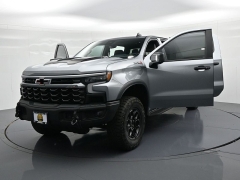 Used 2023  Chevrolet Silverado 1500 4WD Crew Cab 147" ZR2 at Landmark Auto Credit Center near springfield&comma; IL